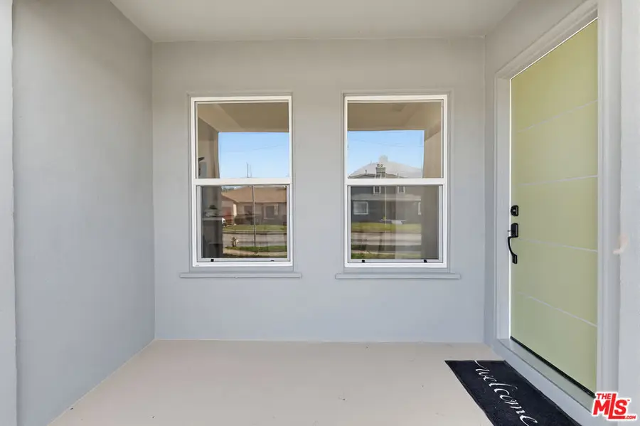 9402 S Van Ness Avenue, Los Angeles, CA 90047 - Image #3