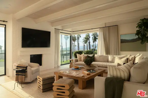 120 N Hart Avenue, Santa Monica, CA 90405