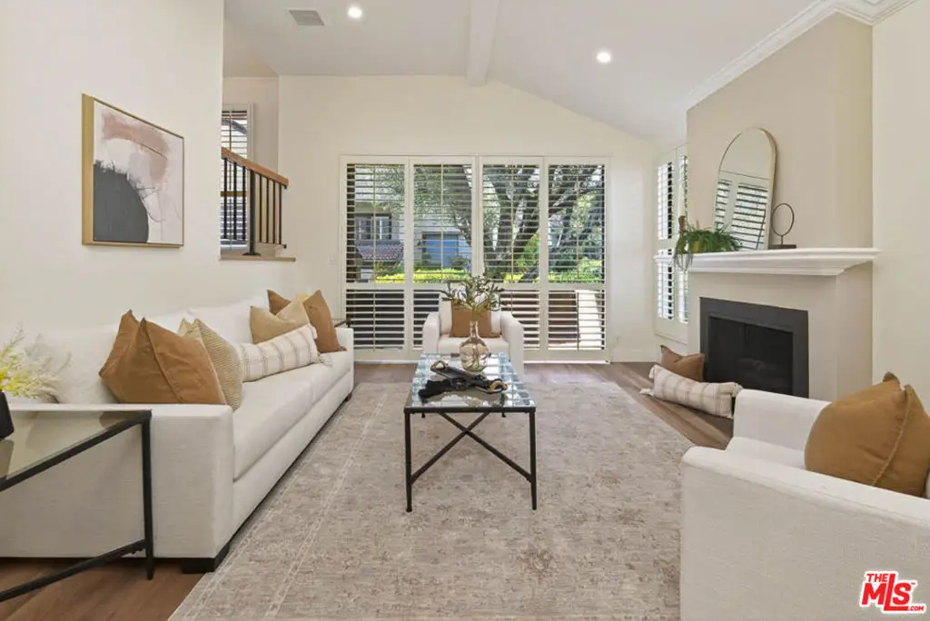 5711 Owensmouth Avenue #131, Woodland Hills, CA 91367 - #1
