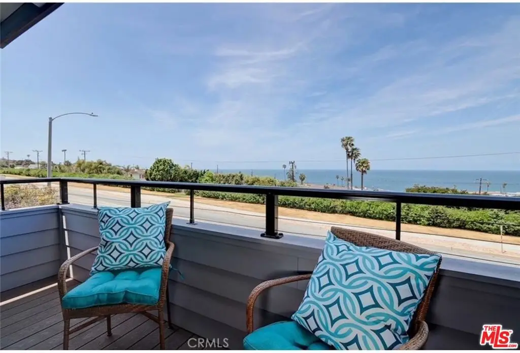 454 Palos Verdes Boulevard, Redondo Beach, CA 90277 - Image #1