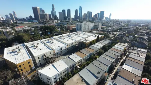 208 Columbia Place, Los Angeles, CA 90026