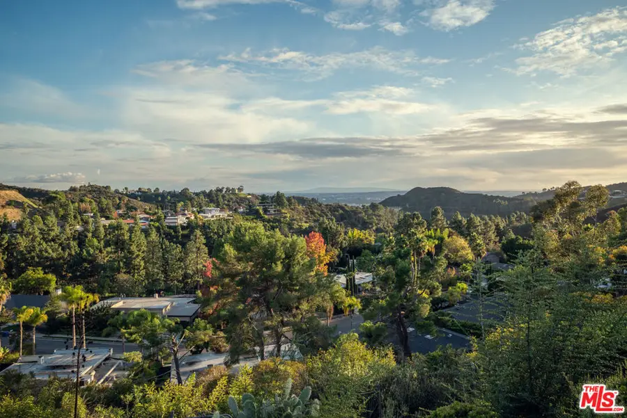 2701 Lake Hollywood Drive, Los Angeles, CA 90068 - Image #3