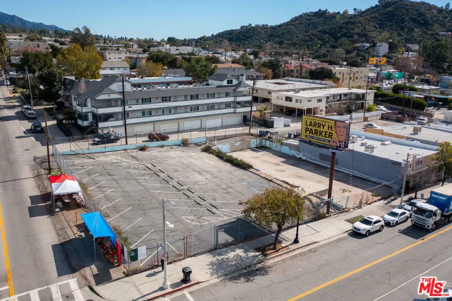 9938 Commerce Avenue, Tujunga, CA 91042 - #3