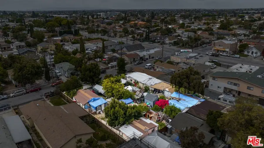 1819 E 66th Street, Los Angeles, CA 90001 - Image #2