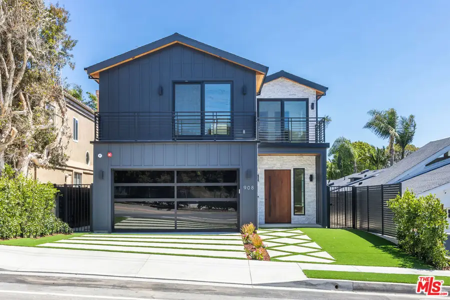 908 Rosecrans Avenue, Manhattan Beach, CA 90266 - Image #3