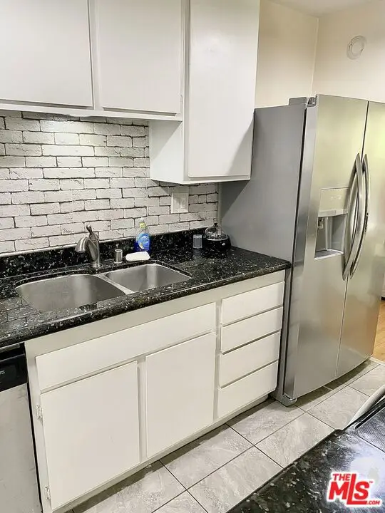 6526 Ocean Crest Drive #102, Rancho Palos Verdes, CA 90275 - Image #1