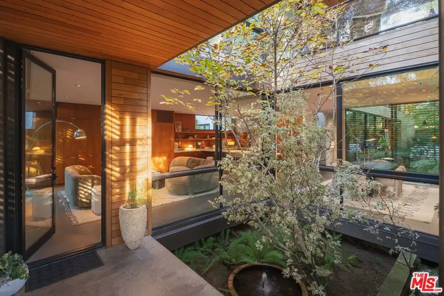 734 Palms Boulevard, Venice, CA 90291 - Image #2