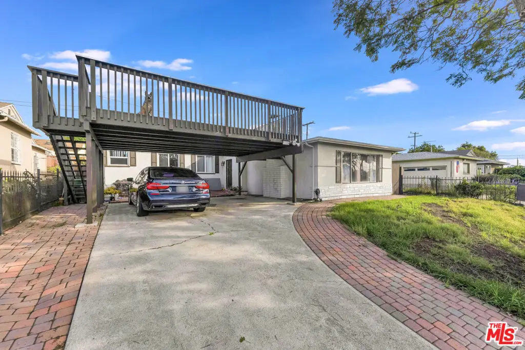 11924 Daleside Avenue, Hawthorne, CA 90250 - Image #1