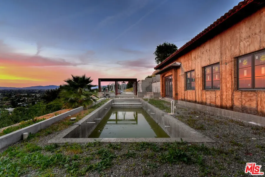 3721 Eureka Drive, Studio City, CA 91604 - #2