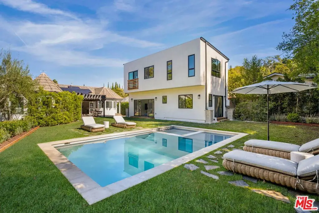 14664 Valley Vista Boulevard, Sherman Oaks, CA 91403 - Image #1