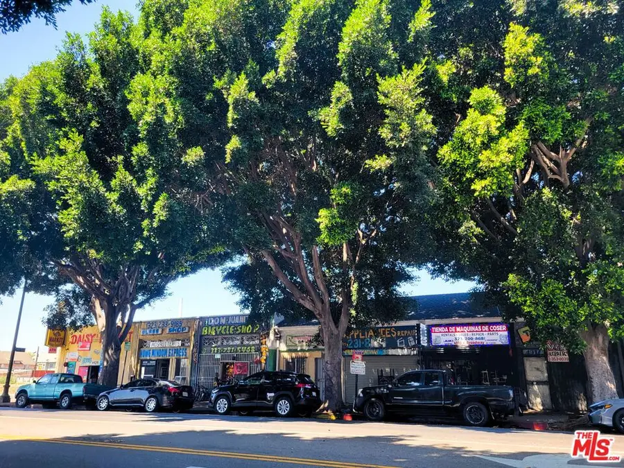 309 W 50th Street, Los Angeles, CA 90037 - Image #2