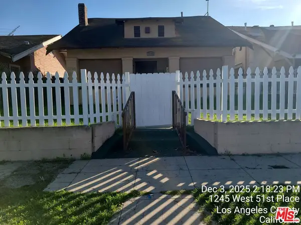 1248 W 51st Place, Los Angeles, CA 90037