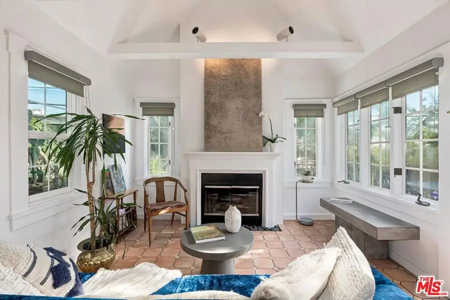 2427 N Gower Street, Los Angeles, CA 90068 - Image #3