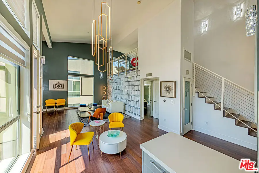 600 S Ridgeley Drive #1, Los Angeles, CA 90036 - Image #2