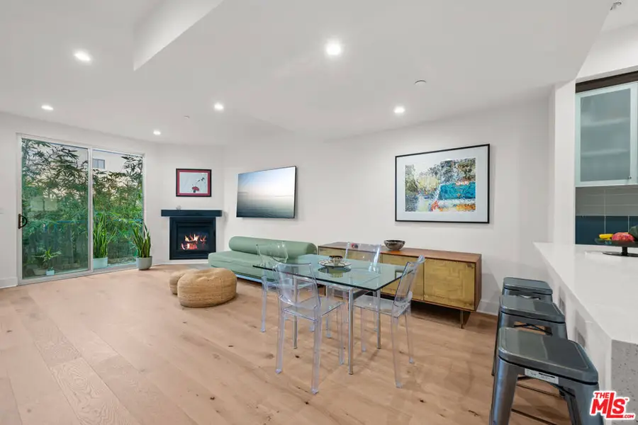 108 S Croft Avenue #102, Los Angeles, CA 90048 - Image #3