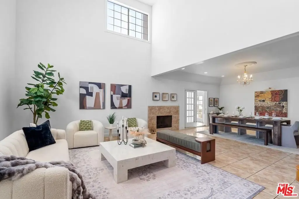 800 S Bronson Avenue, Los Angeles, CA 90005 - #1