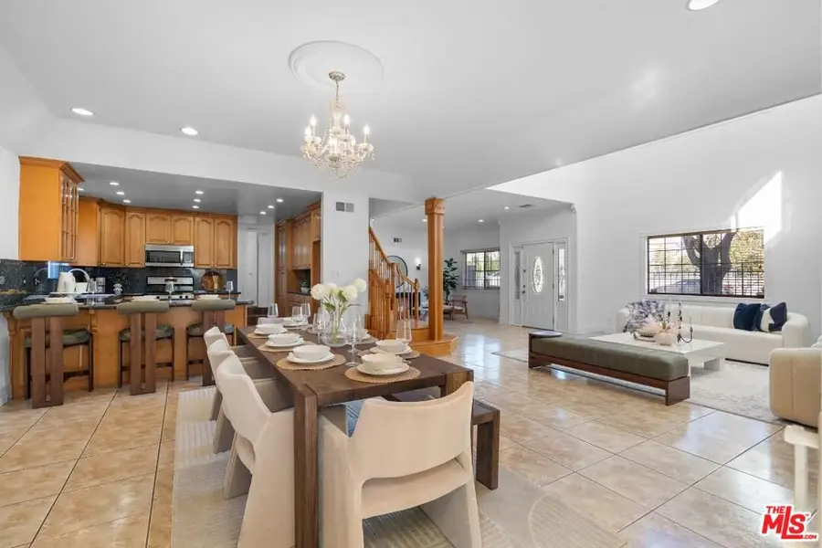 800 S Bronson Avenue, Los Angeles, CA 90005 - #3