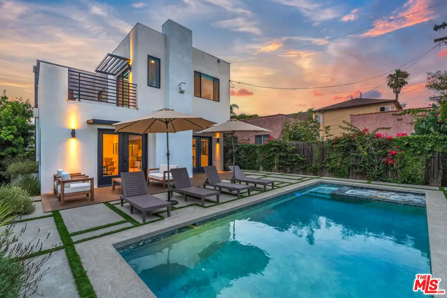 1622 S Mansfield Avenue, Los Angeles, CA 90019 - Image #3