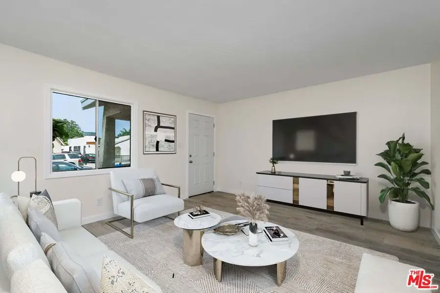 2406 S Cochran Avenue, Los Angeles, CA 90016 - #3