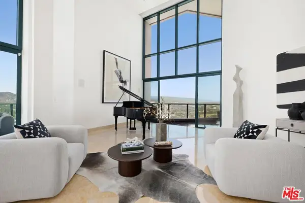 10490 Wilshire Boulevard #PH4, Los Angeles, CA 90024