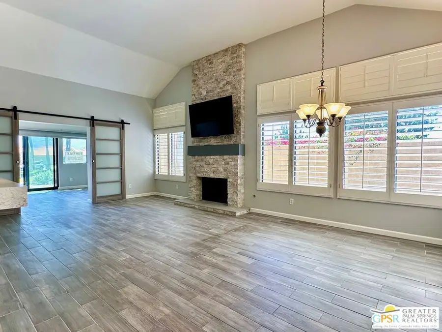 1 Verde Way, Palm Desert, CA 92260 - #2