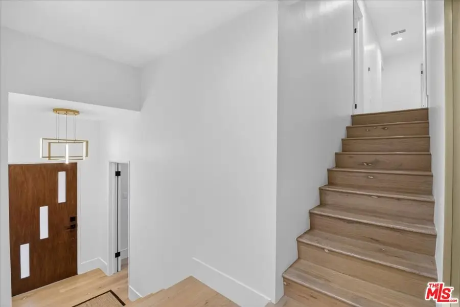 15440 Hamner Drive, Los Angeles, CA 90077 - Image #2