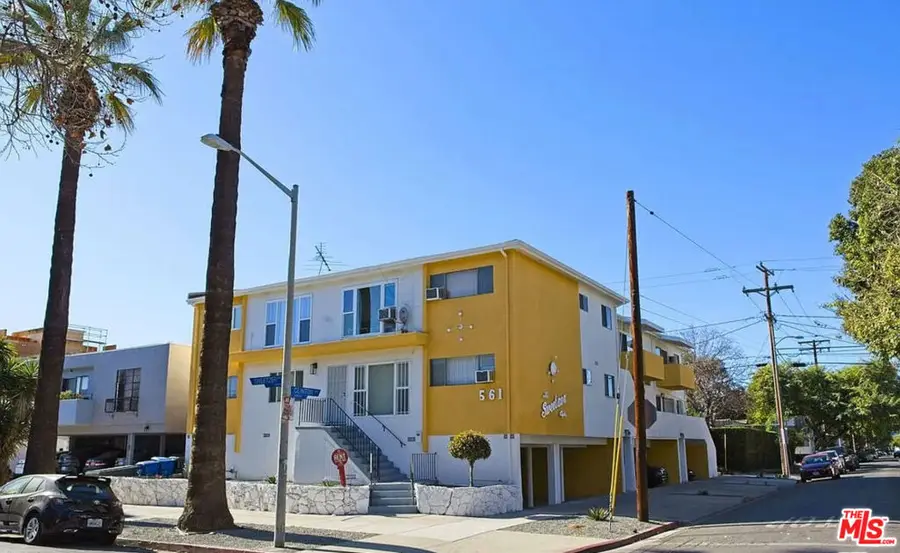 561 N Sweetzer Avenue, West Hollywood, CA 90048 - Image #2