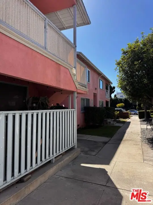 3714 Corinth Avenue, Los Angeles, CA 90066 - Image #3