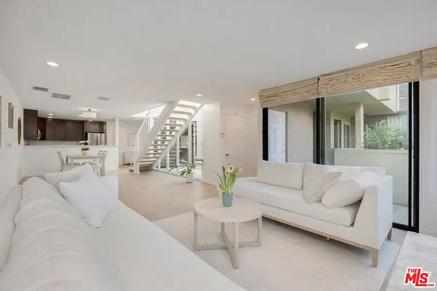 1932 Idaho Avenue, Santa Monica, CA 90403 - Image #3