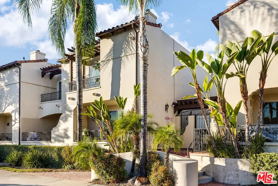 5753 White Oak Avenue #7, Encino, CA 91316 - Image #2