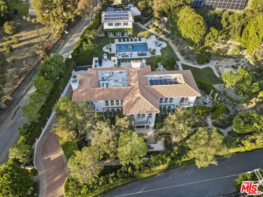 23255 Mariposa De Oro Street, Malibu, CA 90265 - #2