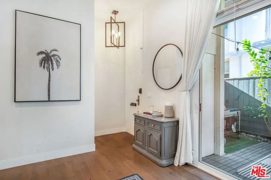 5326 Fairview Boulevard #3, Los Angeles, CA 90056 - Image #3