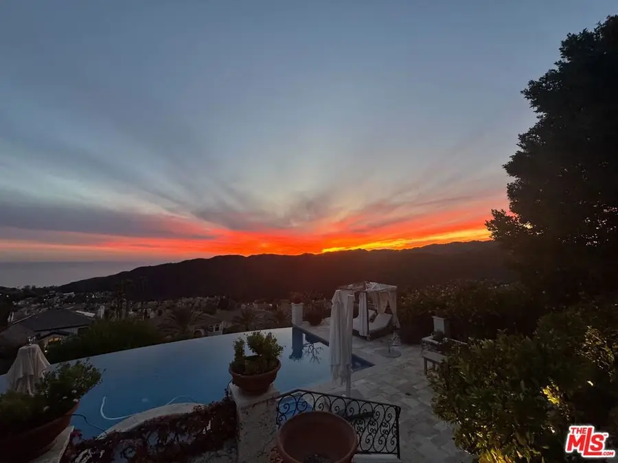 16864 Calle Bellevista, Pacific Palisades, CA 90272 - #3