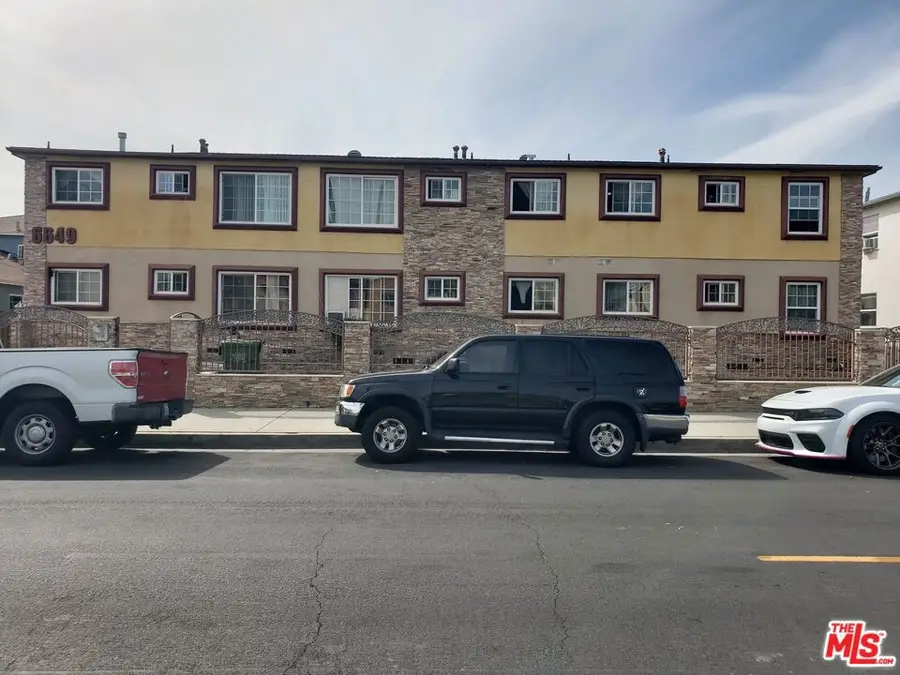 6649 Sepulveda Boulevard, Van Nuys, CA 91411 - #2