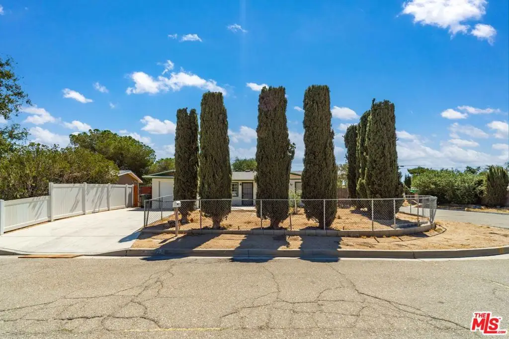 15872 Rexroth Street, Mojave, CA 93501 - #1