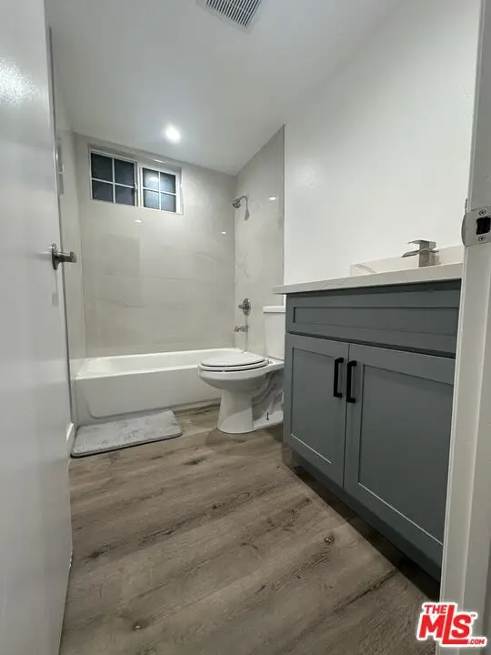 1036 W 98th Street, Los Angeles, CA 90044 - #3