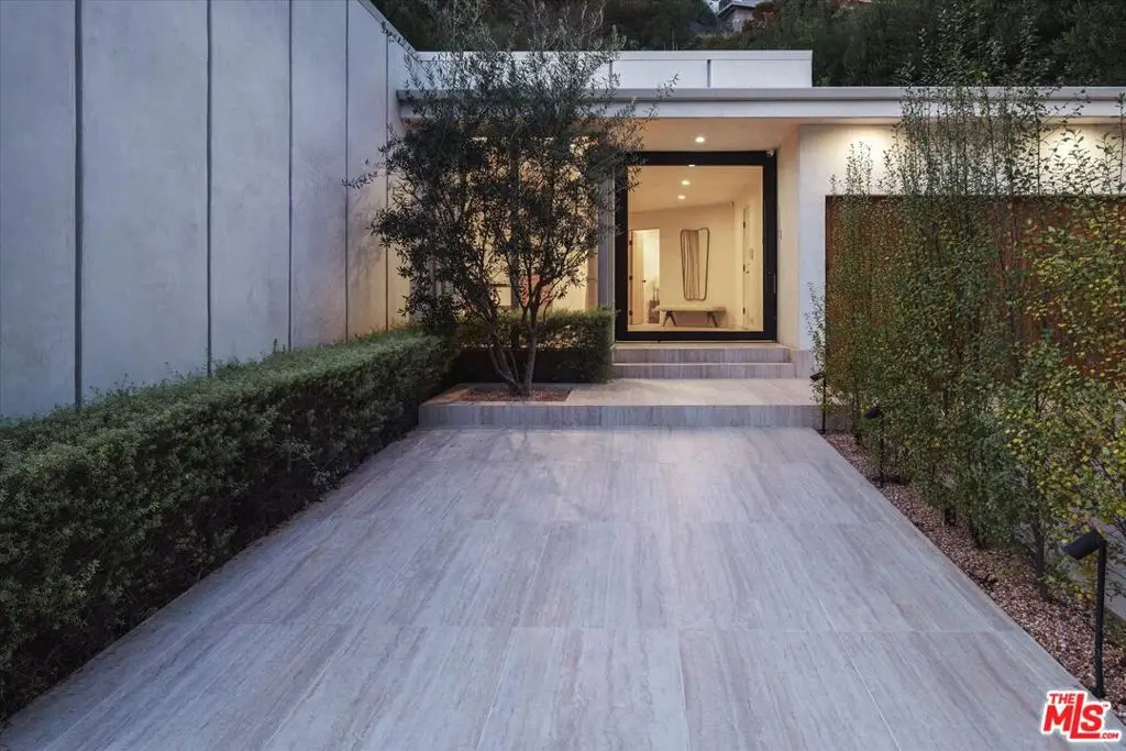 1820 Rising Glen Road, Los Angeles, CA 90069 - #1