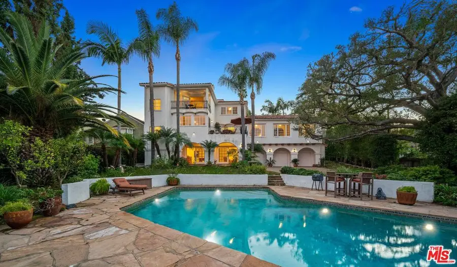 14285 Valley Vista Boulevard, Sherman Oaks, CA 91423 - #2