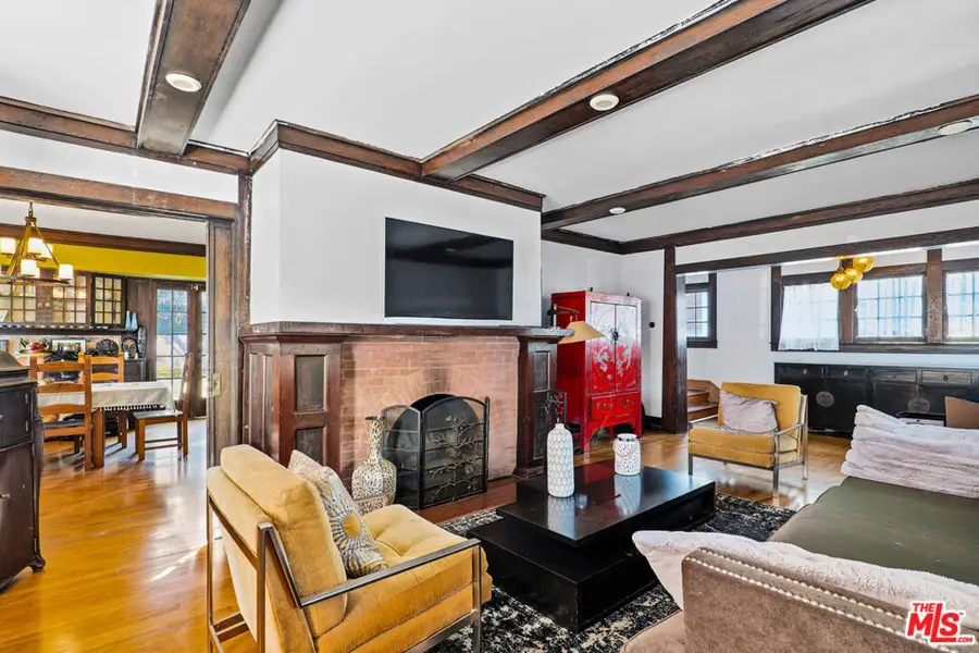 2647 Raymond Avenue, Los Angeles, CA 90007 - #3