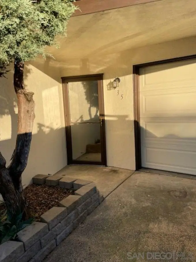 935 W 8th St, Santa Rosa, CA 95401 - Image #2