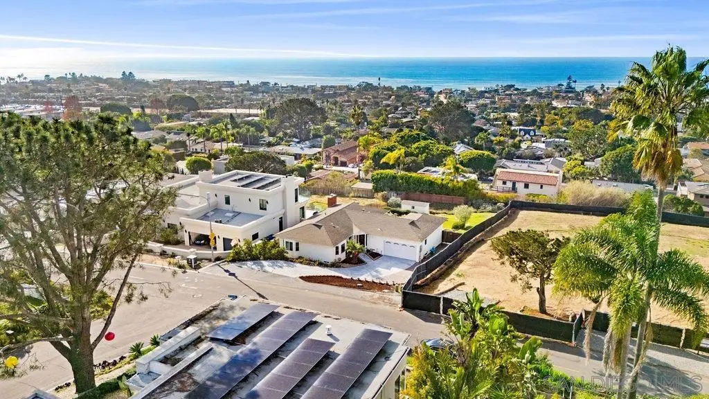 601 N Granados, Solana Beach, CA 92075 - Image #1