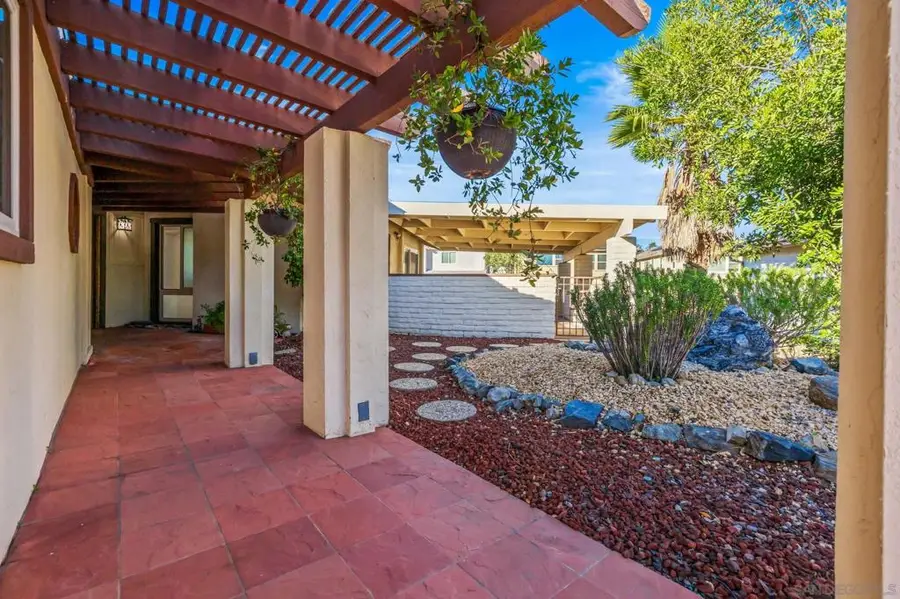 1340 La Mirada Ave, Escondido, CA 92026 - Image #3