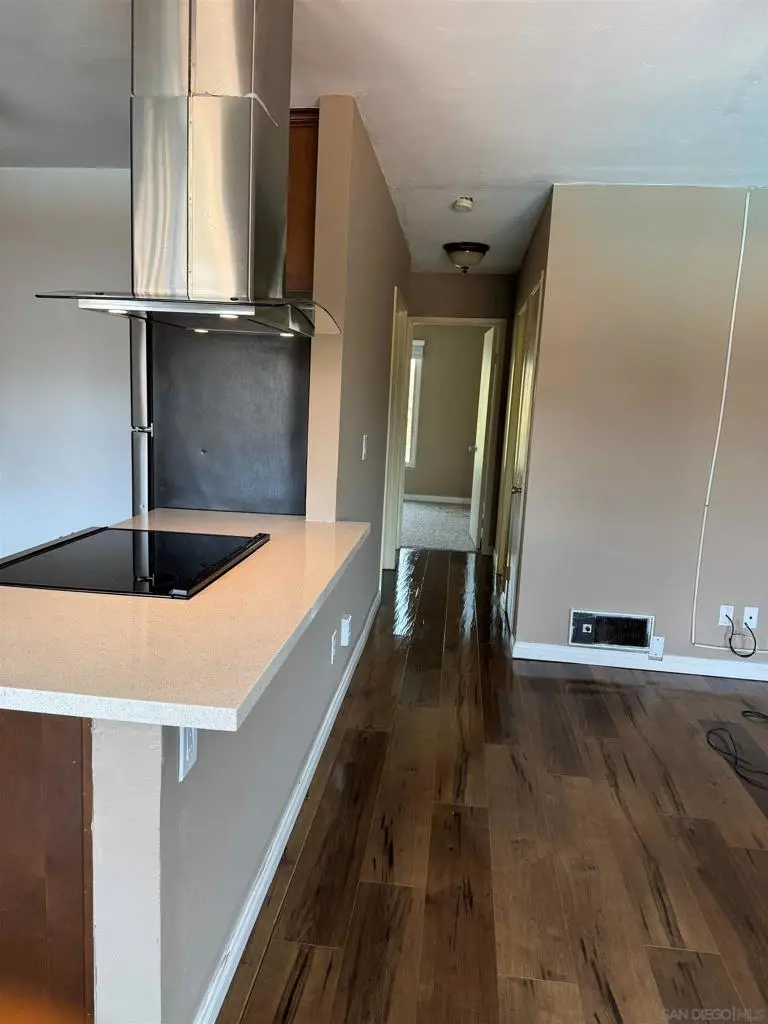 Address Withheld By Seller, San Diego, CA 91356 - Image #3