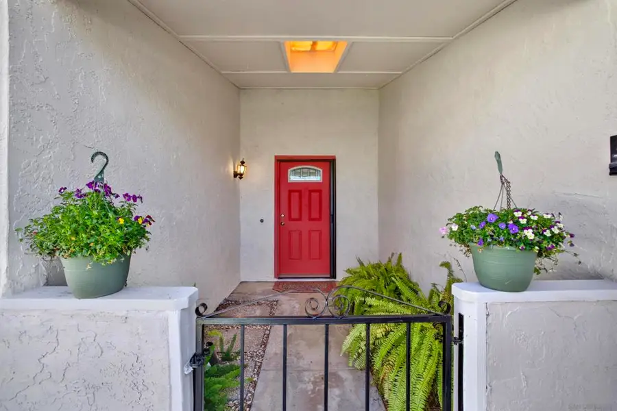 265 Securidad St, Oceanside, CA 92057 - #3