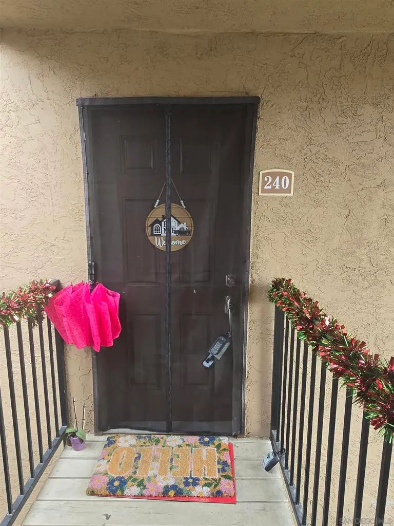 1050 Rock Springs Rd #240, Escondido, CA 92026 - Image #3