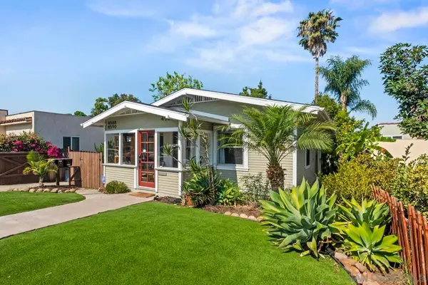 4586 4590 Arizona St, San Diego, CA 92116