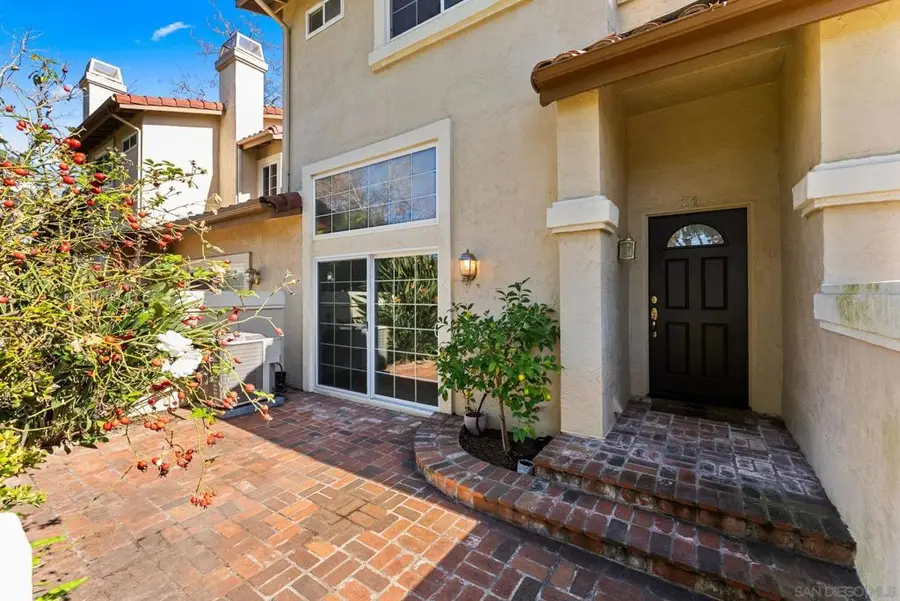 4040 Porte De Palmas #31, San Diego, CA 92122 - Image #3