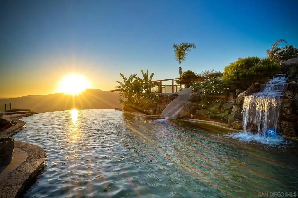 15068 Creek Hills Rd, El Cajon, CA 92021 - #1