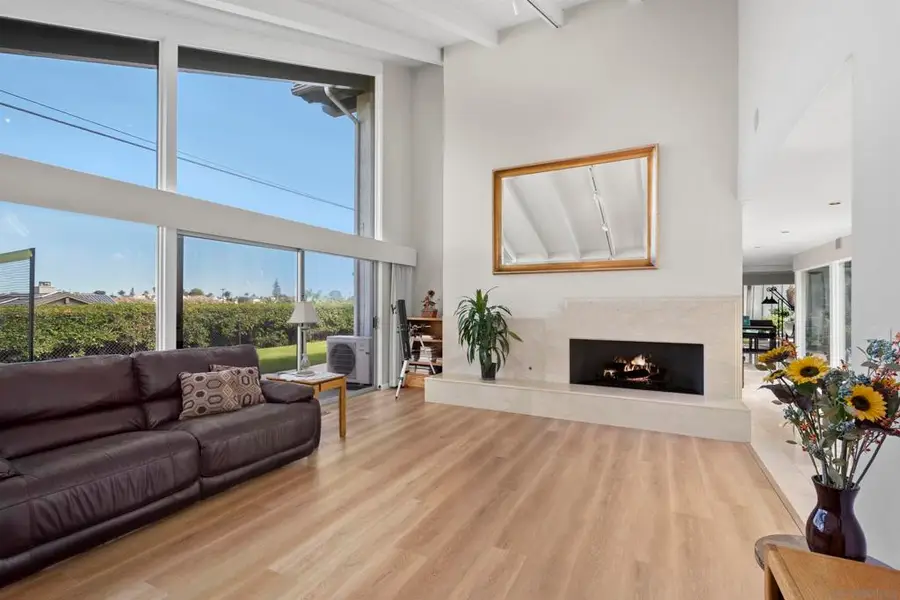1151 Catalina Boulevard, San Diego, CA 92107 - #2