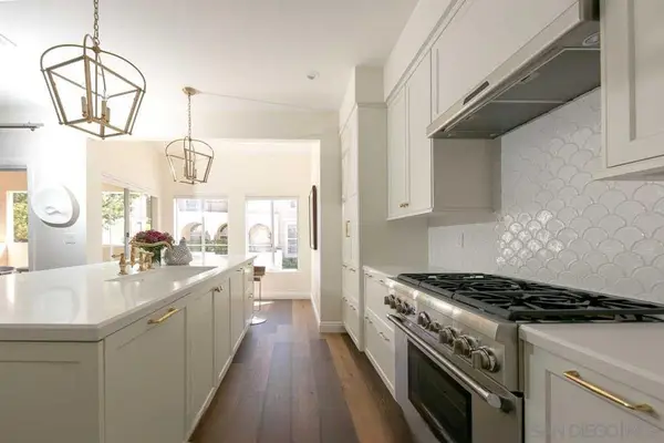 Address Withheld By Seller, San Diego, CA 92122